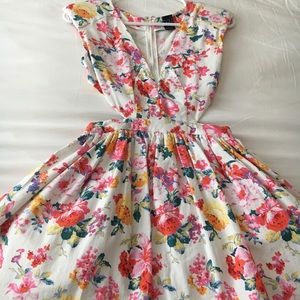 Floral, rib cut dress